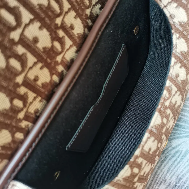 132 - Vogue Ela DOR - Bags Attentive support Shockproof