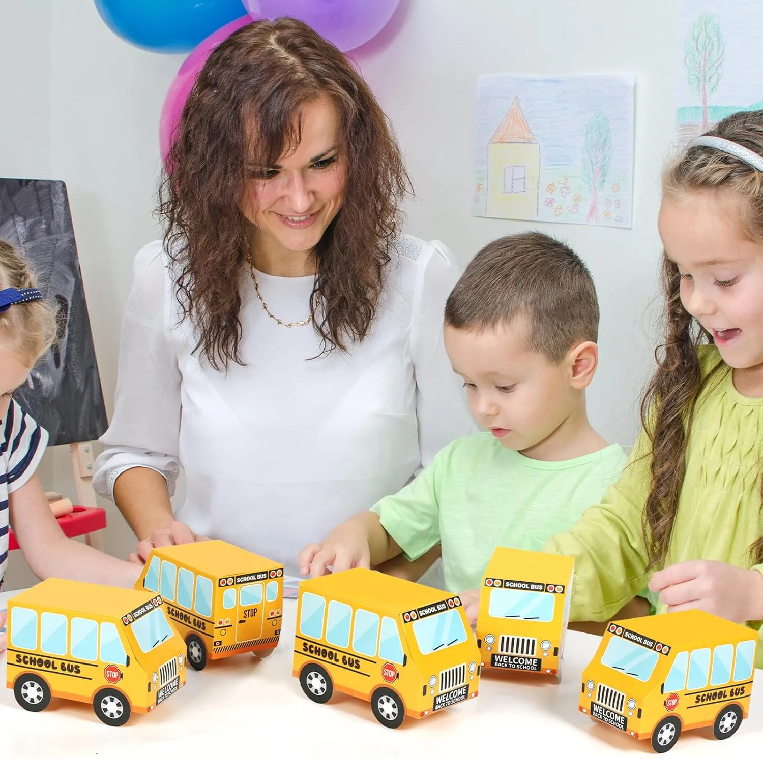 24 PCS School Bus Party Treat Boxes School Bus Decorations Back to School Party Favor Boxes First Day of Yellow School Bus Candy Box for Kids Birthday Gift Welcome Back to School Classroom Party Decor