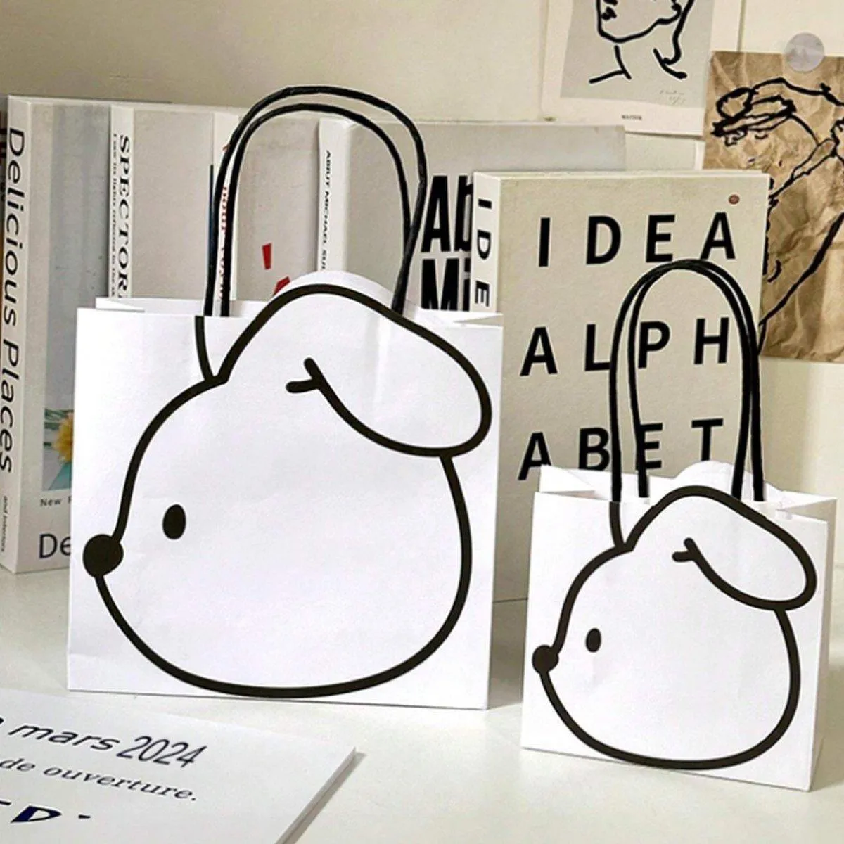 50pcs Black and White Cartoon Rabbit Paper Bags Simple Gift Packaging Set