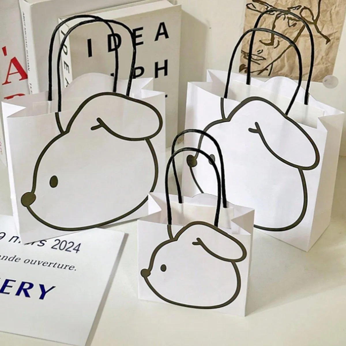 50pcs Black and White Cartoon Rabbit Paper Bags Simple Gift Packaging Set