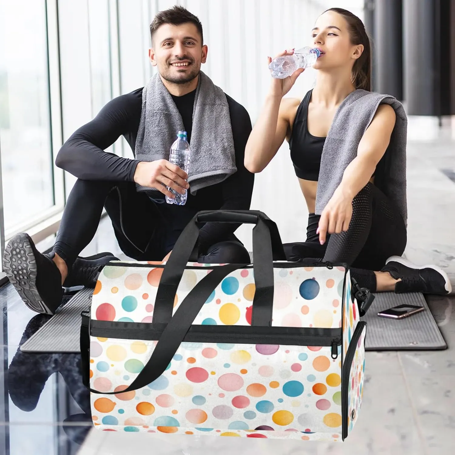 Abstrakt 43L Gym Duffle Bag for men with Shoe Compartment, Polka Dots Overnight Weekender Bag for Women with Shoulder Strap, Ideal for Travel, Gym, Sports