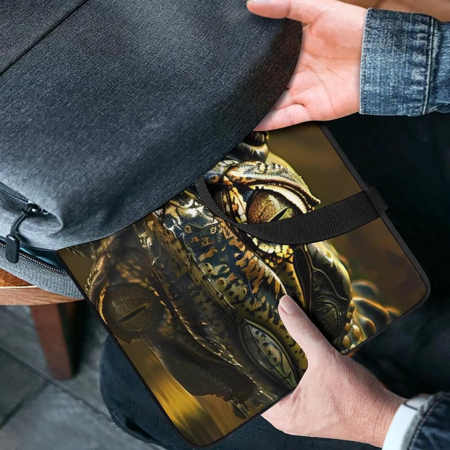 Alligator Head And Eyes Above Water Laptop Sleeve Portable Waterproof Computer Bag Pouch Handbag Protective Sleeve