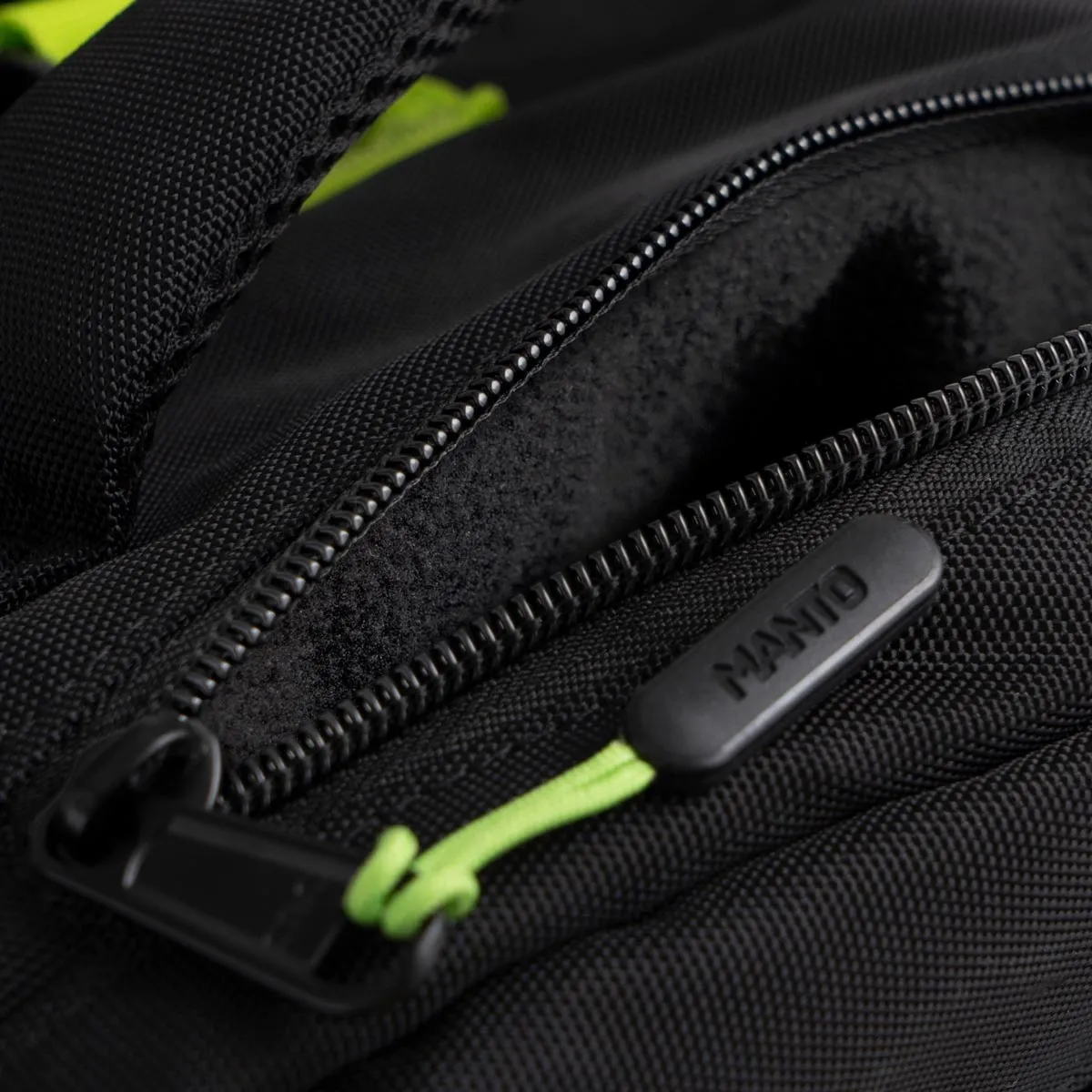Backpack Manto SOCIETY Convertible XL Black-green