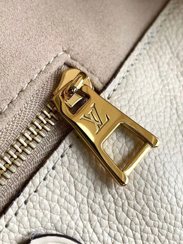 Bags 13061 - CC - Global shipping Bags Fairly priced Louis Vuitton