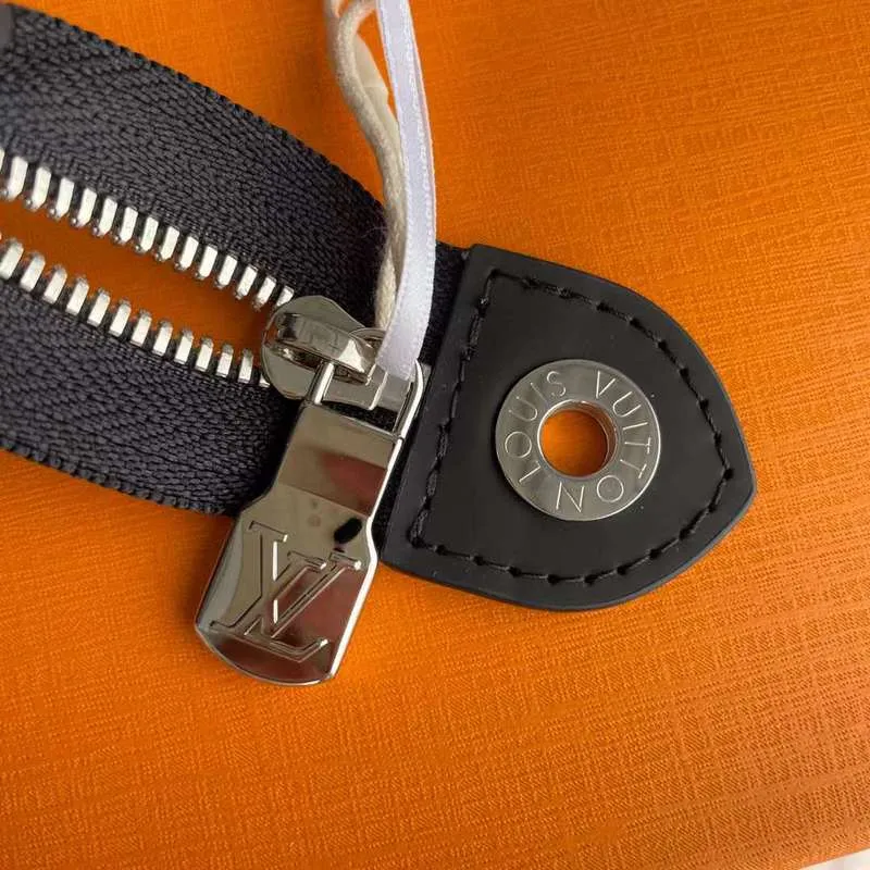 Bags Luxurious 611  Shockproof - LOV2 Worth the price Bags