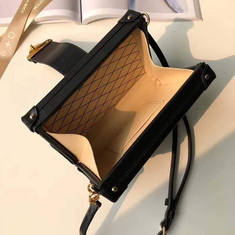 Bags - - Vuitton Louis CC Premium-grade Bags Shockproof 15594