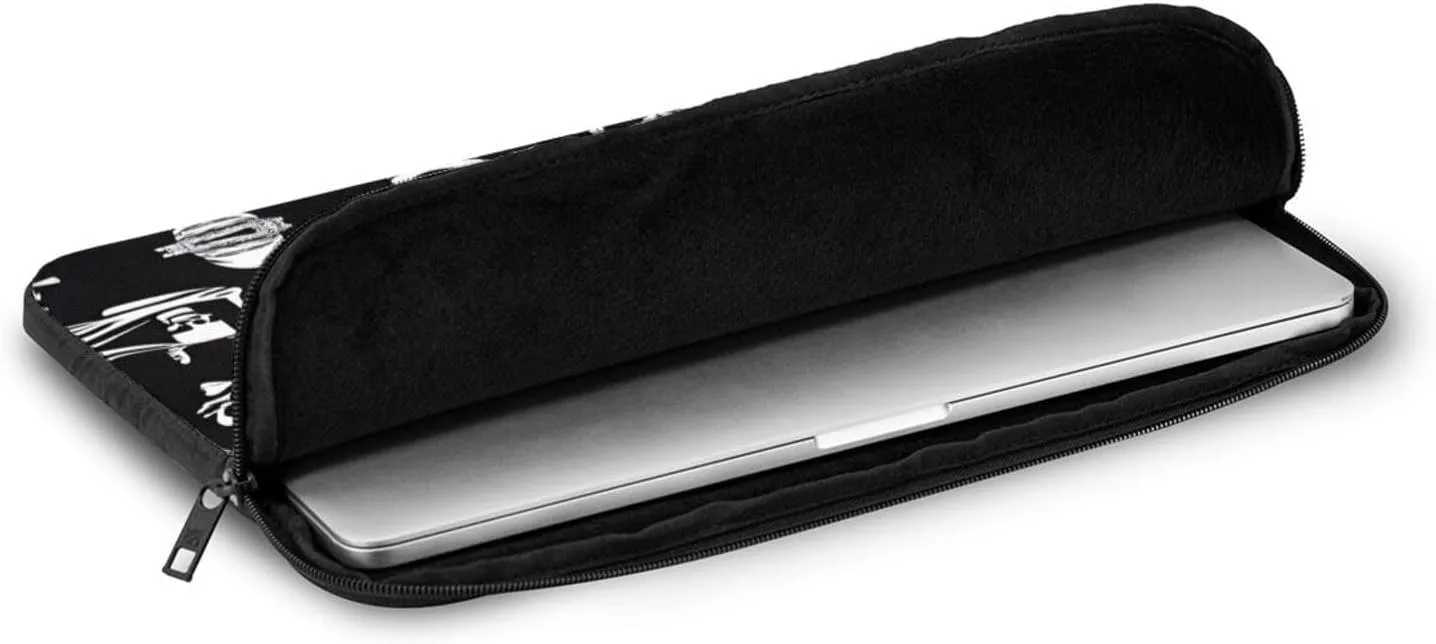 Black and White Pirates Pattern Shockproof Portable Laptop 13 inch Sleeve Bag for Men and Women - Ideal for Business Travel, School, and Daily Use