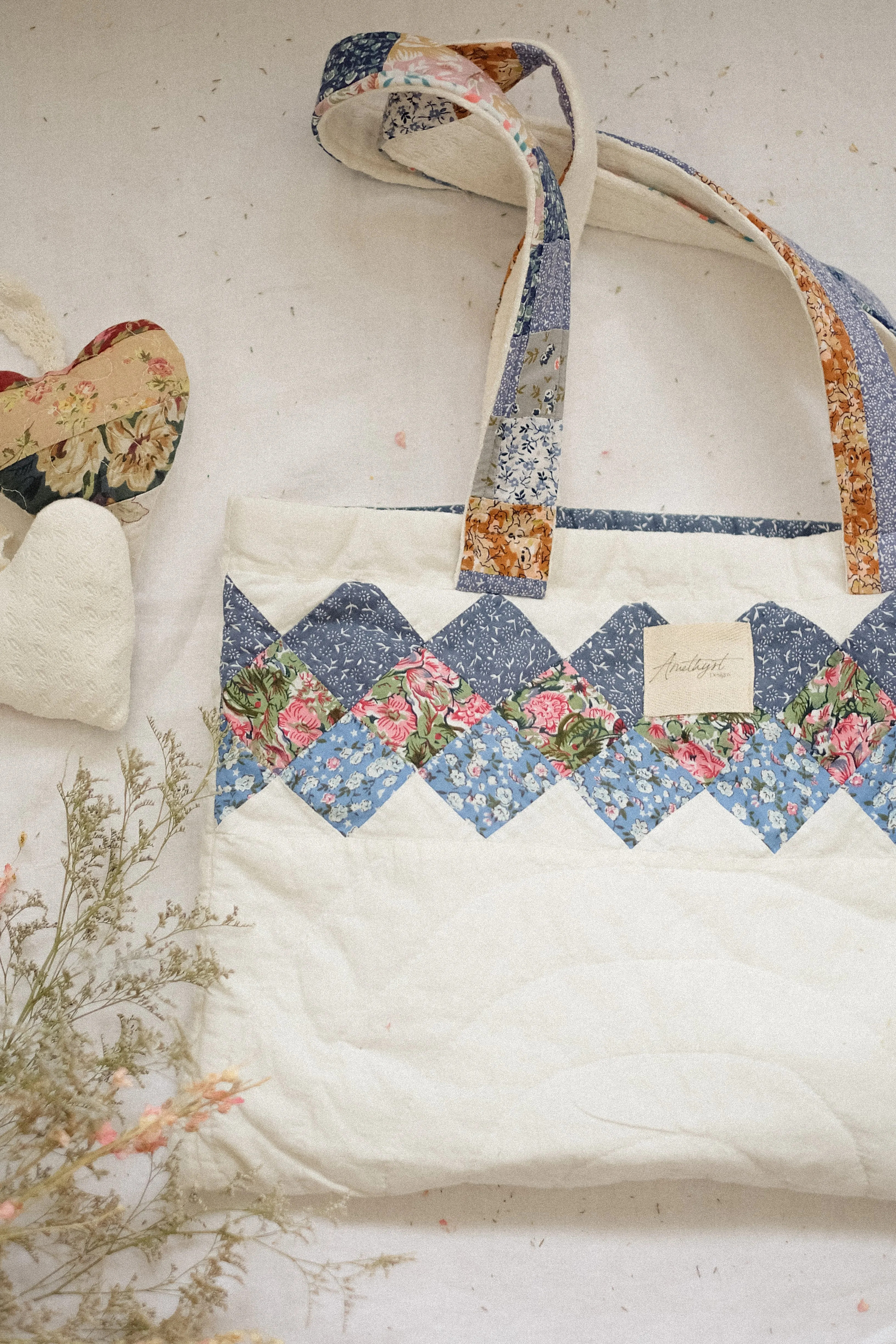 Handmade quilted reusable bag -  ♡