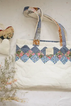 Handmade quilted reusable bag -  ♡