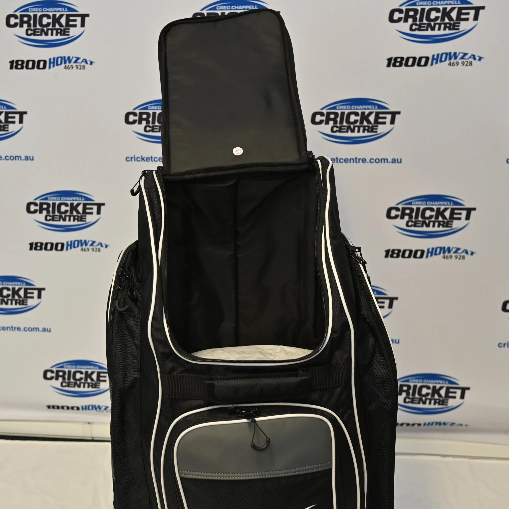 HELIX ELECTRON CRICKET WHEELIE BACKPACK BAG