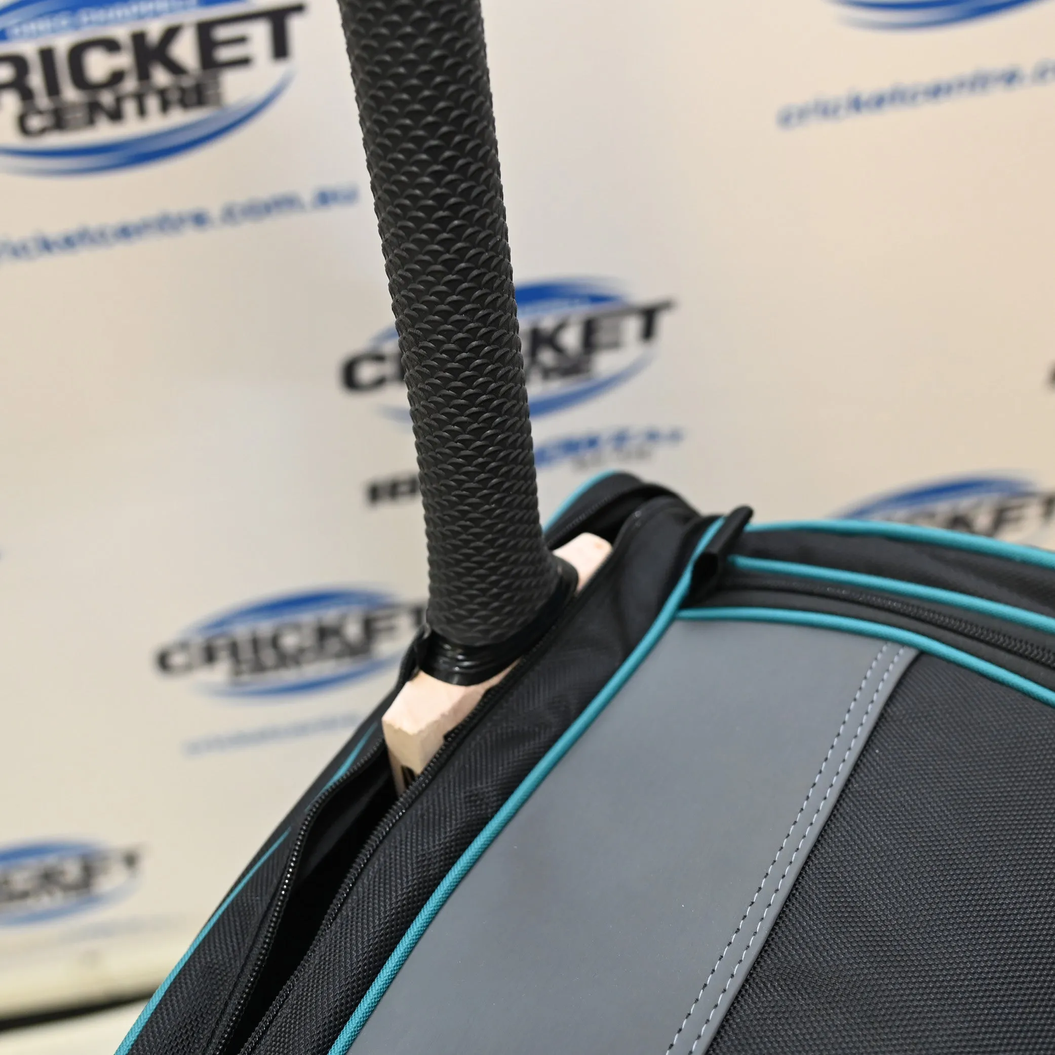 HELIX MOLECULAR CRICKET BACKPACK BAG