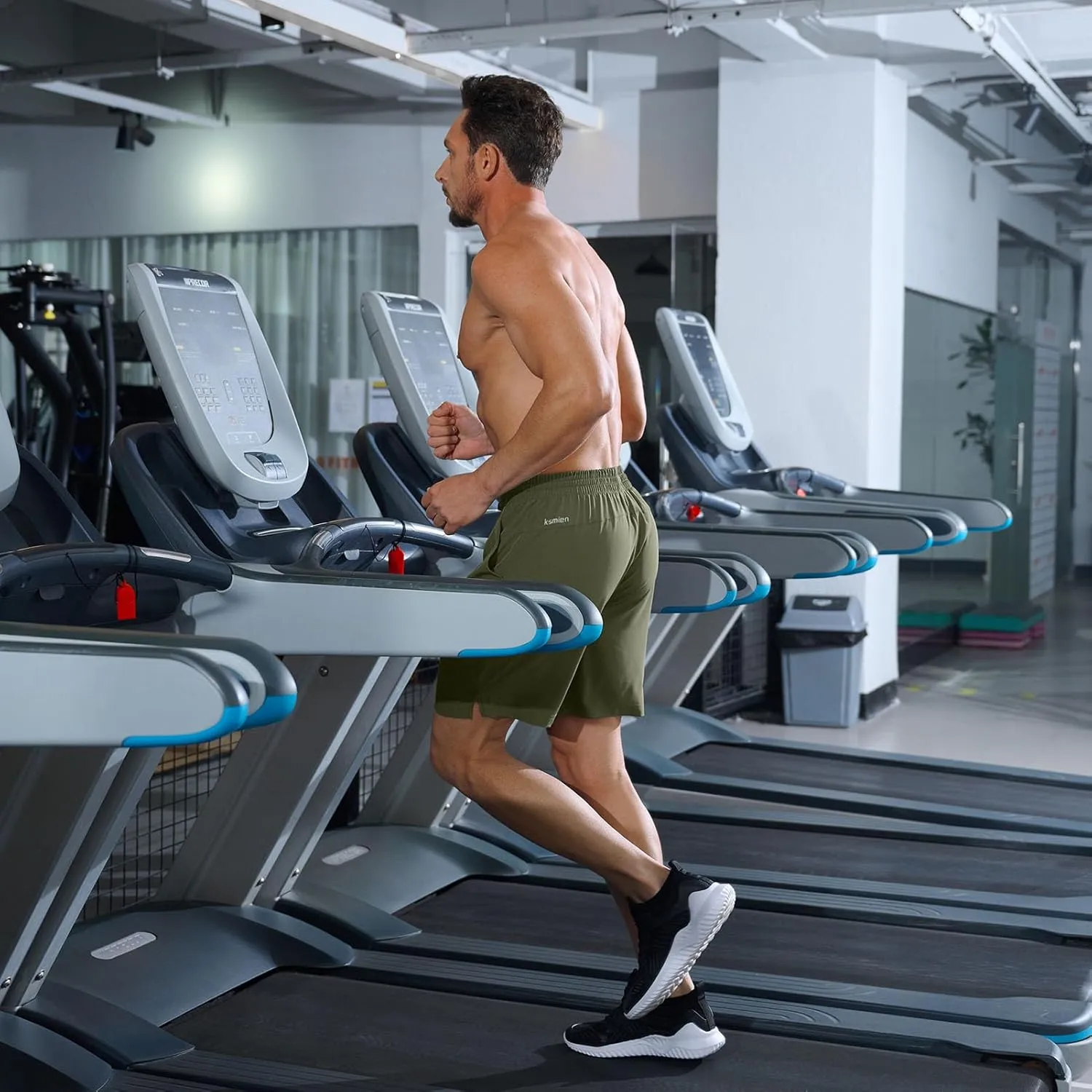 Ksmien Men's Running Shorts 7 Inch with Zipper Pockets Quick Dry Lightweight Athletic Shorts for Workout Gym Basketball
