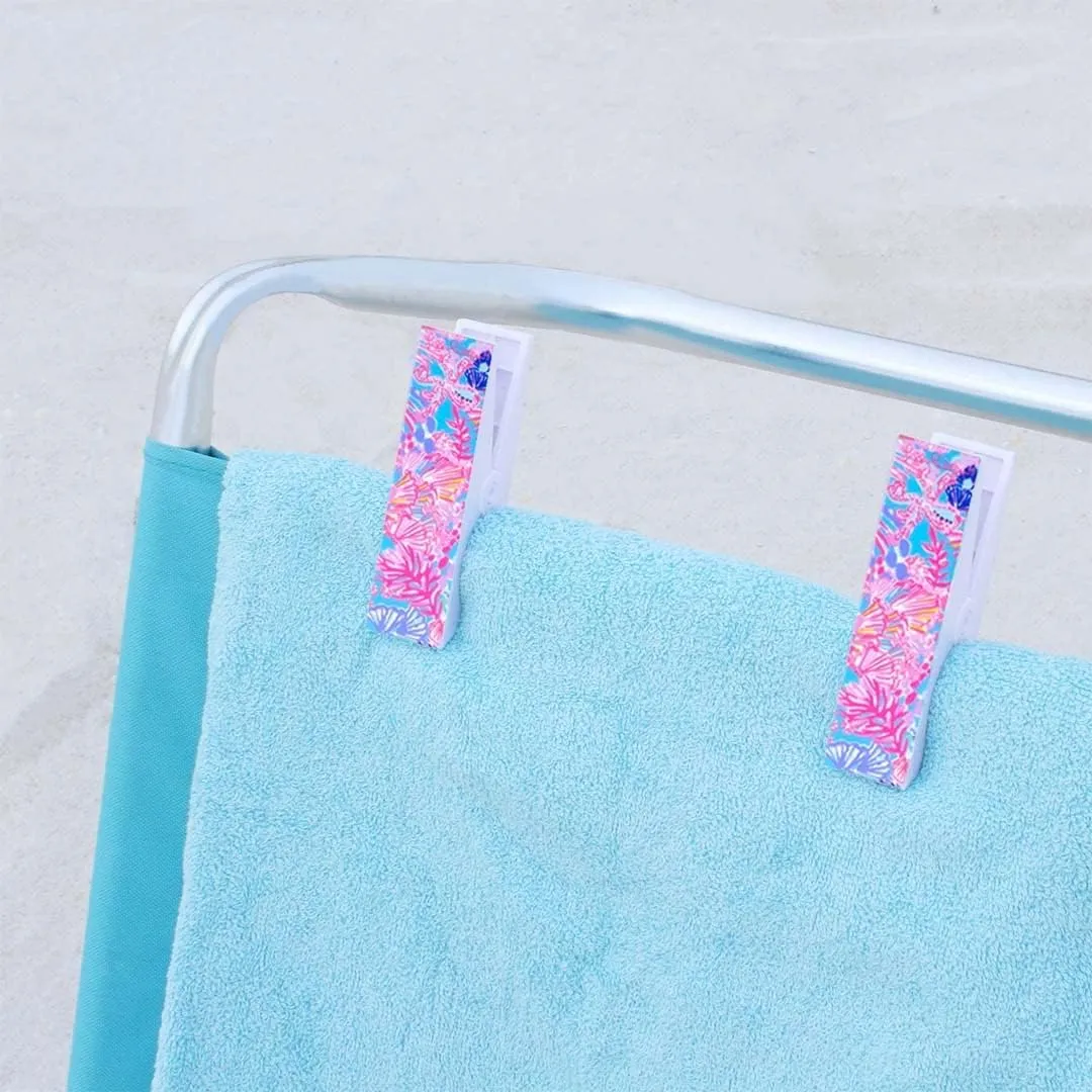 Lilly Pulitzer Water Resistant Vinyl Beach Day Pouch, Zipper Bag Includes Drink Hugger, Small Pouch, and Towel Clips