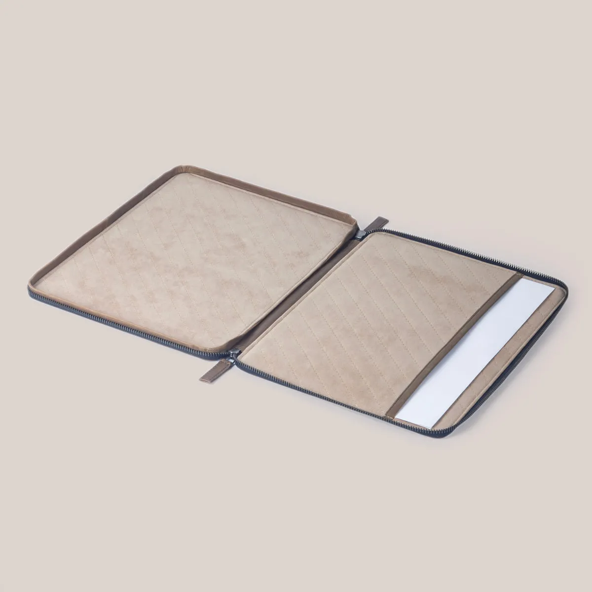 MacBook Air 13 Zippered Laptop Case - Vintage Tan