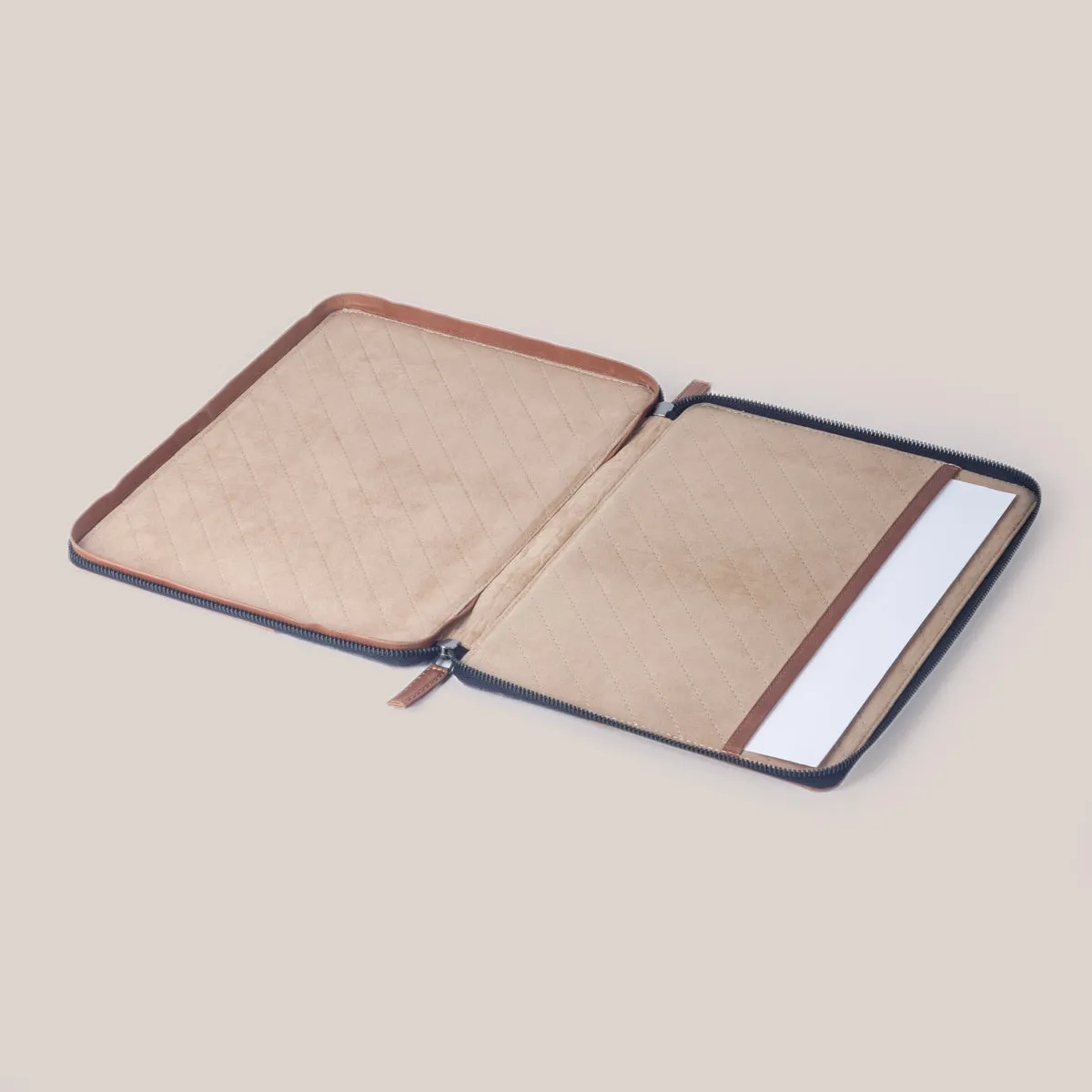 MacBook Air 13 Zippered Laptop Case - Vintage Tan