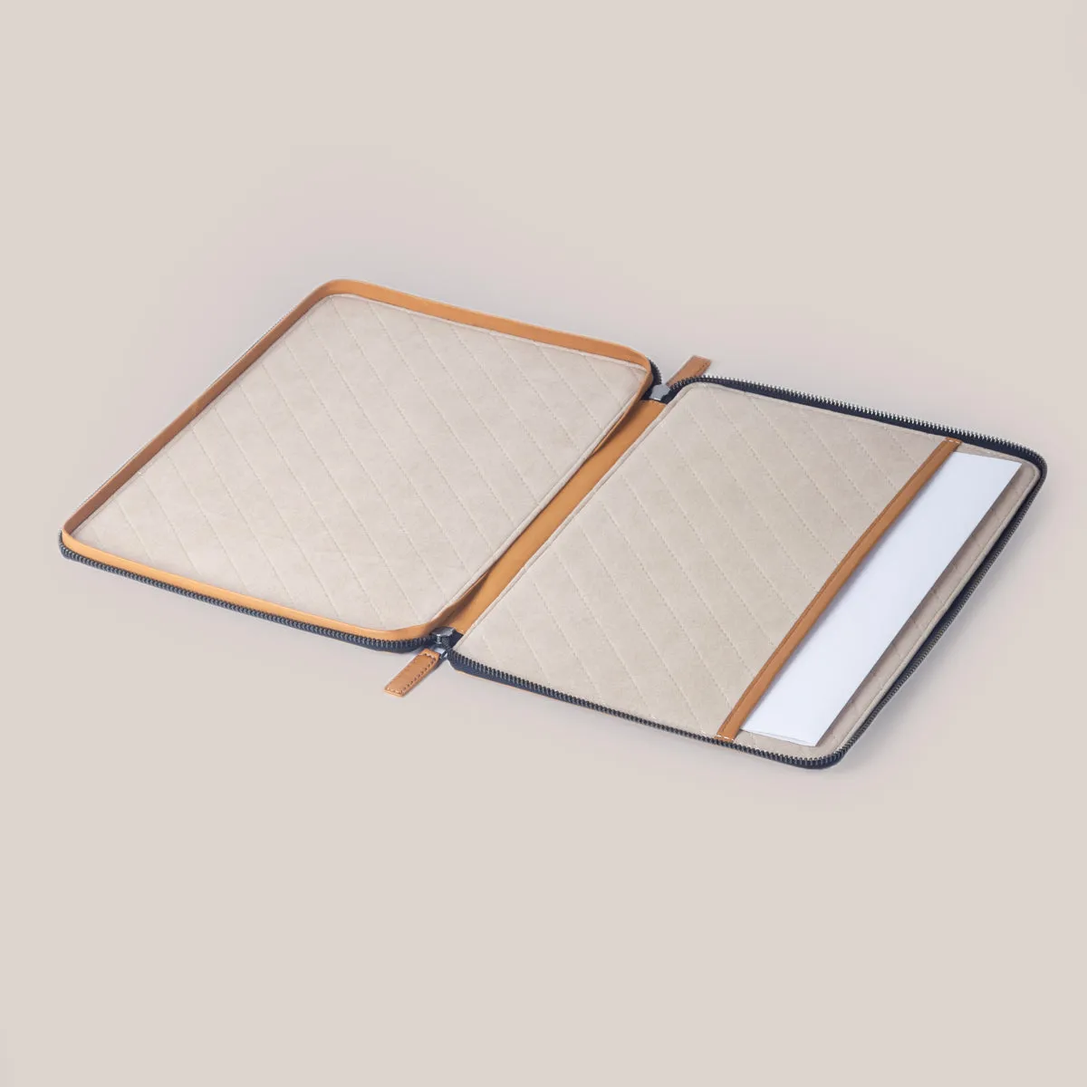 MacBook Air 13 Zippered Laptop Case - Vintage Tan