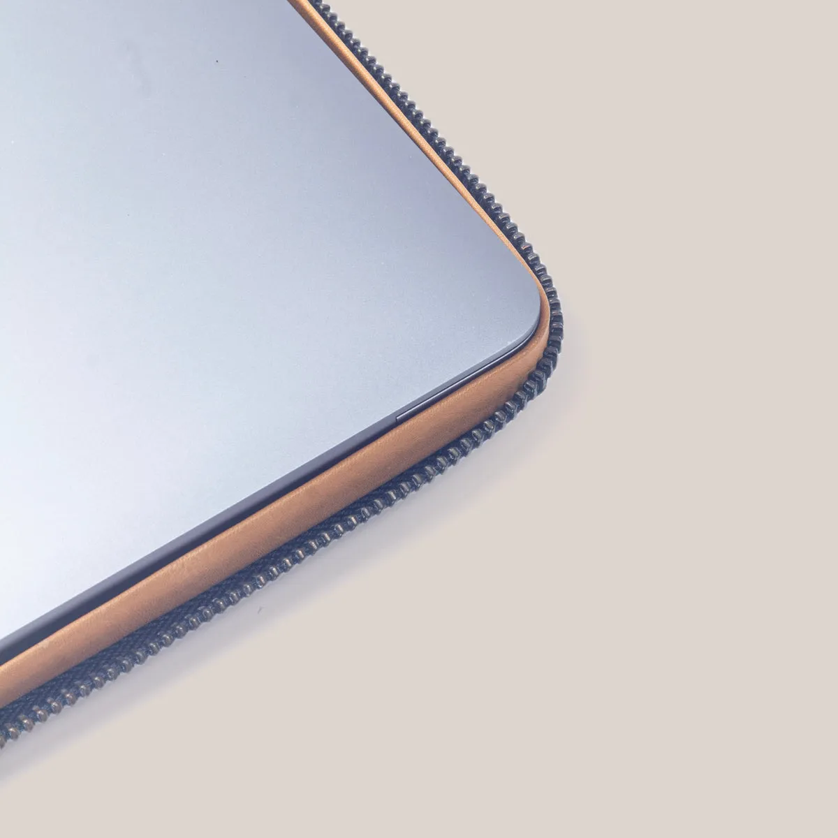 Microsoft Surface Book 15 Zippered Laptop Case - Felt and Tan Crunch