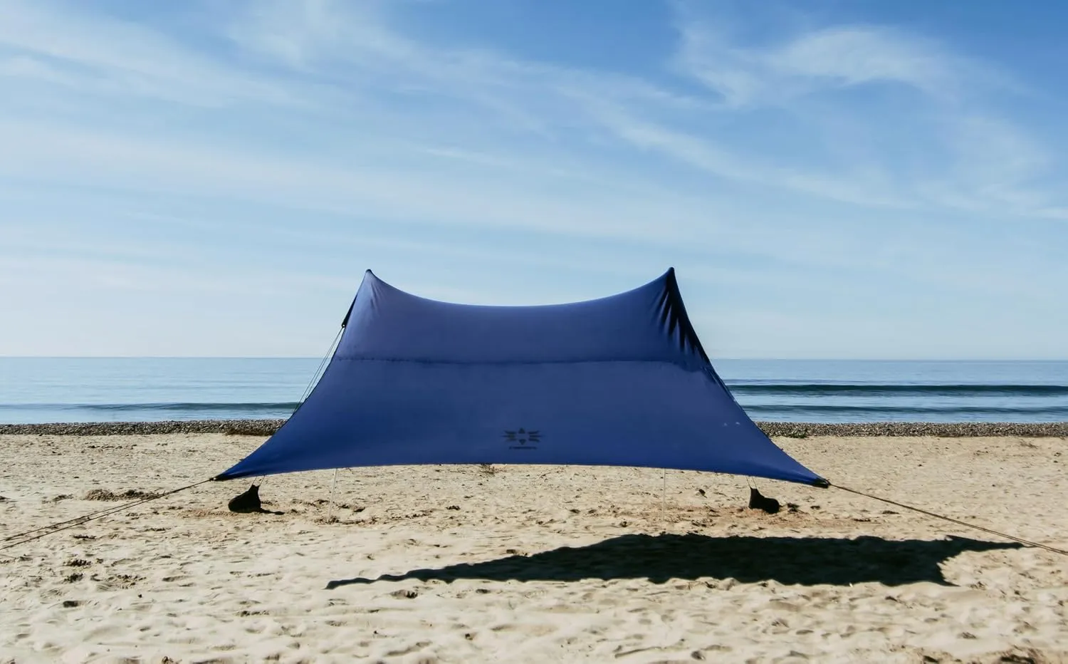 Neso Gigante - Portable Beach Tent - Ideal to Enjoy with Family and Friends - UPF 50 , Water-Resistant, and Lightweight - Navy, 11' x 11'