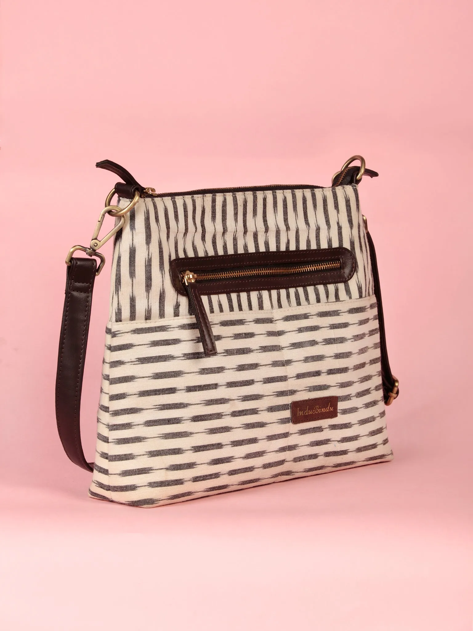 Off White Grey Ikat Sling Bag - B1702