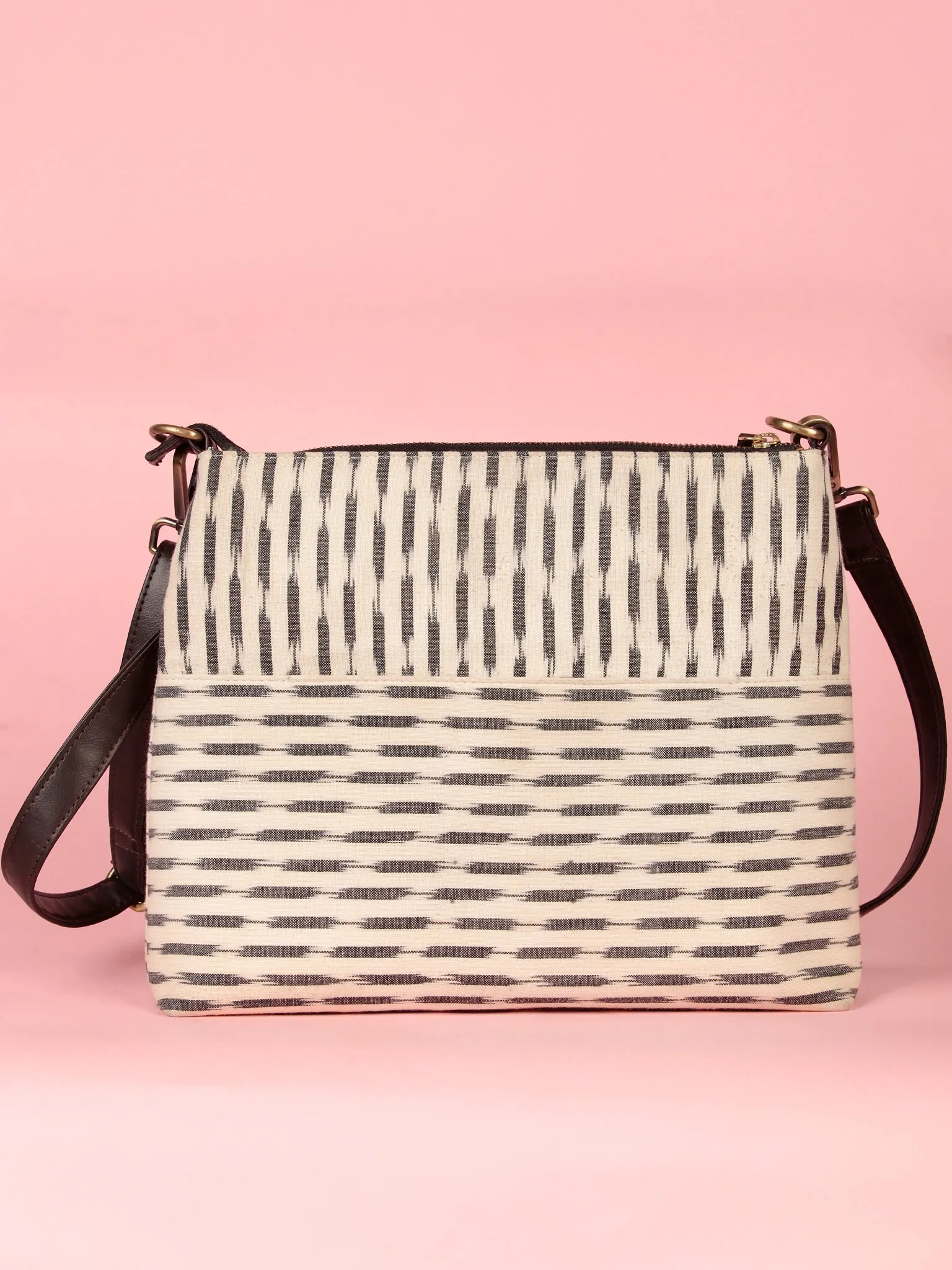 Off White Grey Ikat Sling Bag - B1702