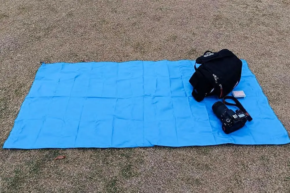 Orga'Neat Pocket Picnic Blanket, Sandproof Lightweight Pocket Camping Tarp, 55″x 60″ Foldable & Fits into Small Bag, Water Resistant Washable Quick Dry Compact Beach Mat for Outdoor Recreation