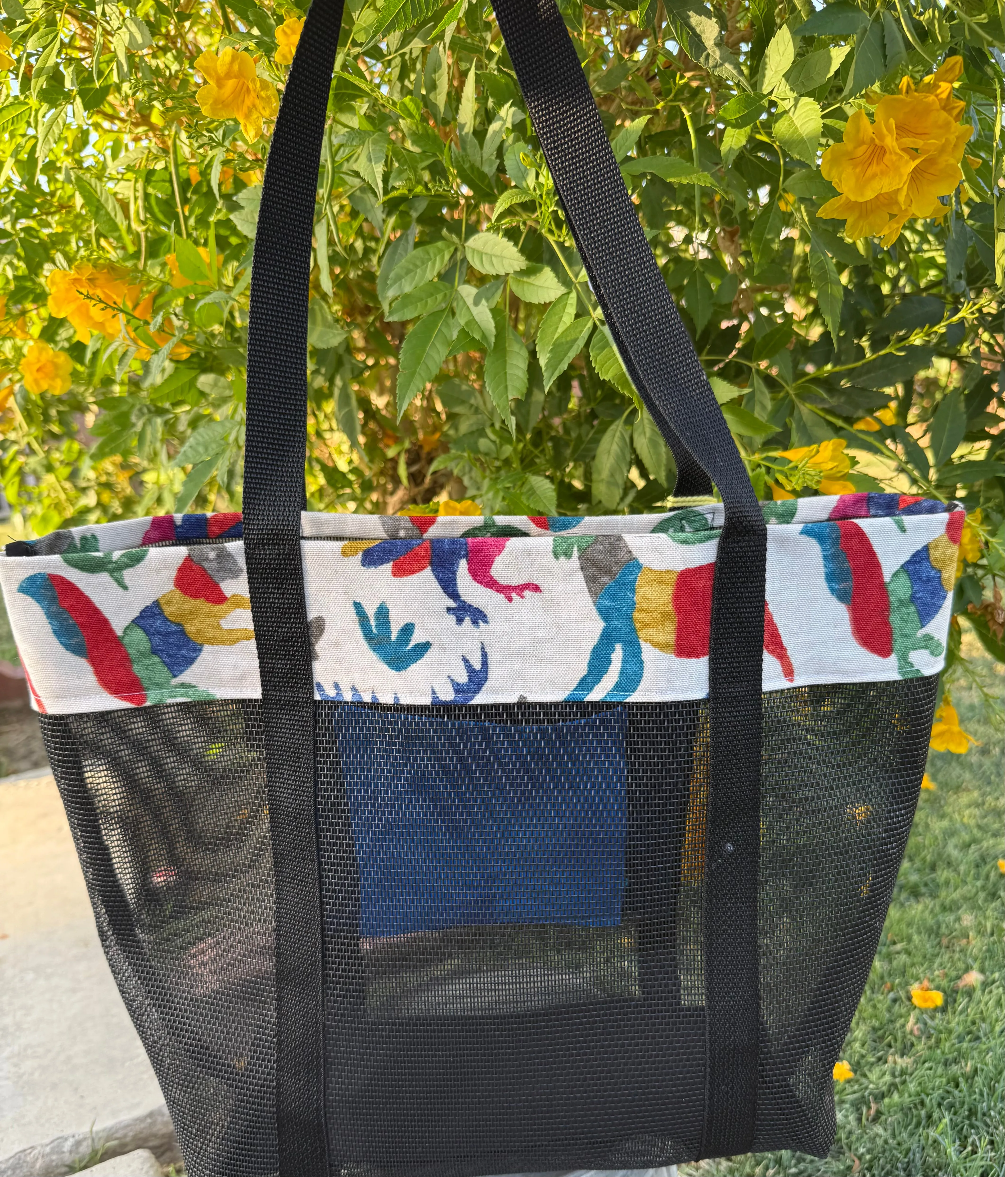 Otomi Mesh Tote bag w/ pompón