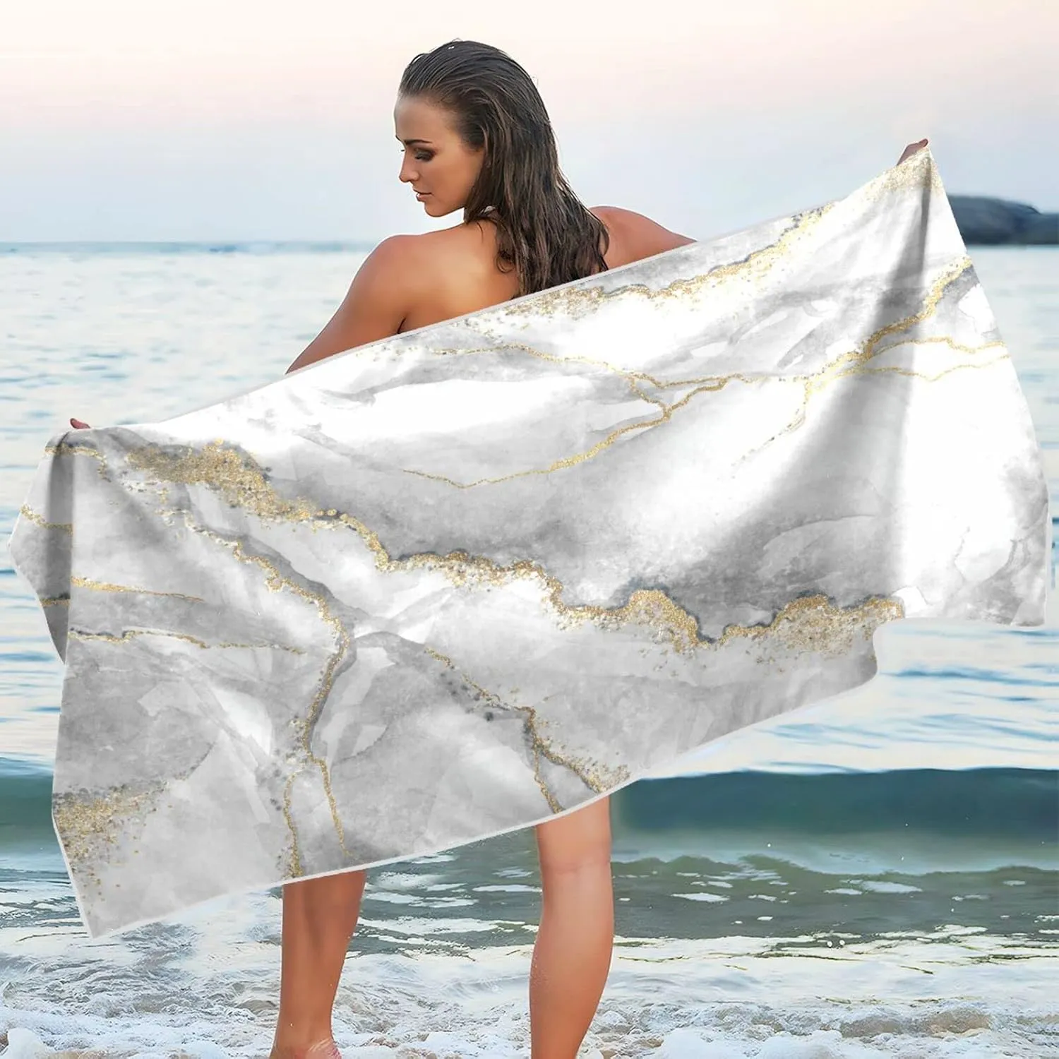 Oyihfvs White Grey Marble with Gold Veins Powder Agate Ripples Quick Drying Beach Towel, Foldable Yoga Towel, Soft Sport Towel, Sweat Absorbent Towel with Storage Mesh Bag 31 x 71 inch (M)