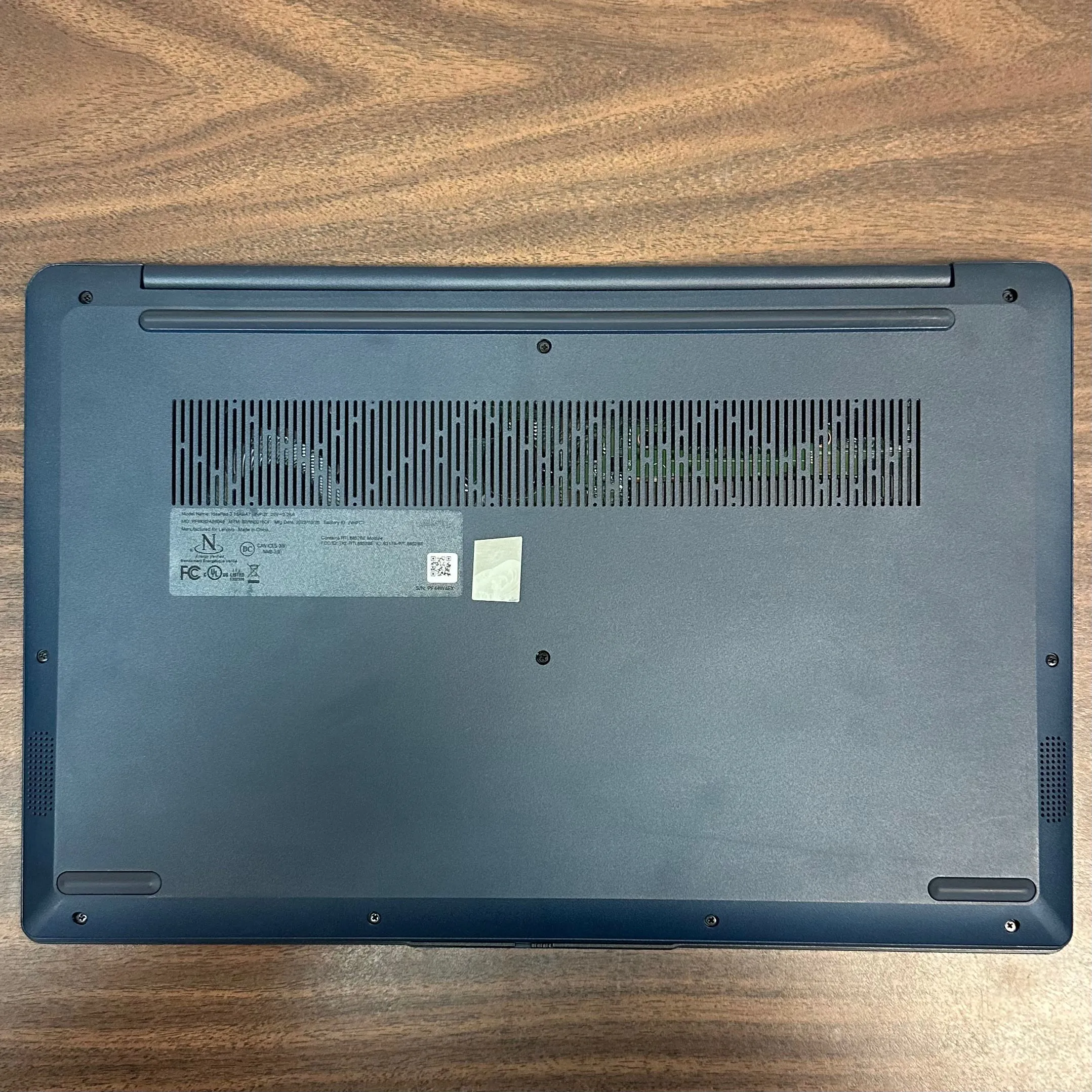 Premium at a great 15.7" Lenovo IdeaPad 3 Laptop 60Hz Shockproof - Re-Certified 1080P