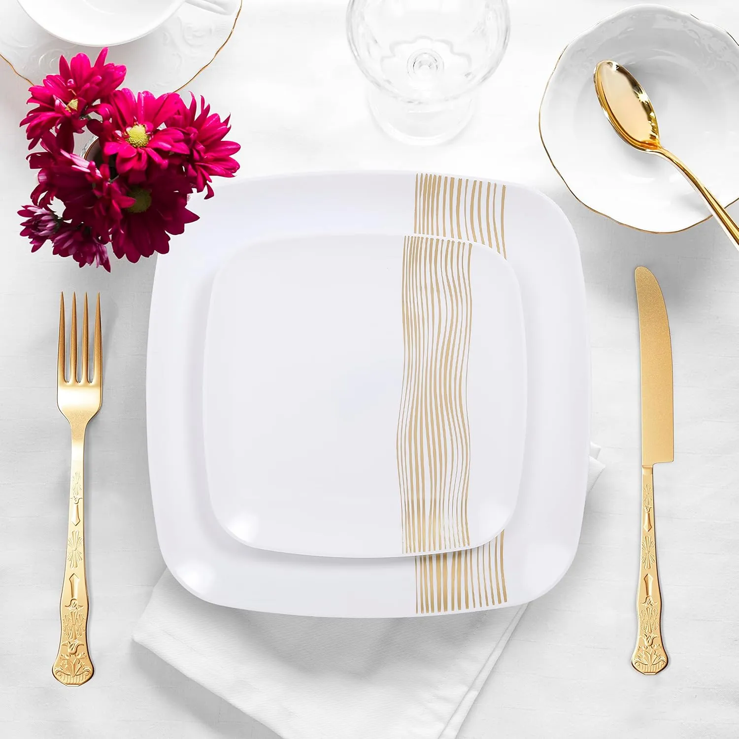 R-kay Gold Plastic Plates - 40 Pack - 20 Square 10.25'' & 20 Round 7.5'' Disposable Plates - Heavy Duty Plastic Plates for Party & Wedding