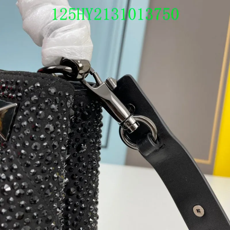Shockproof Valentino Bags CC 657 - Bags - Bold