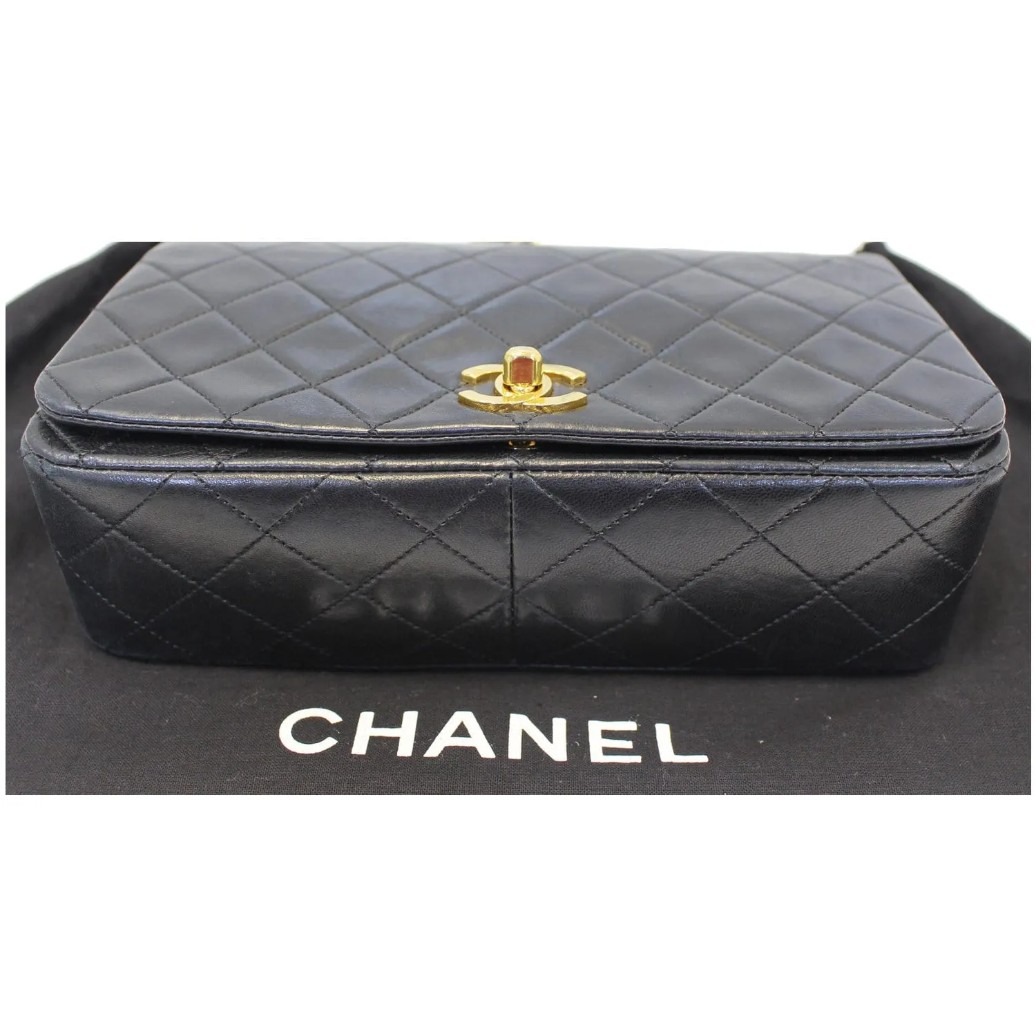 Single Vintage Popular choice Bag Flap Quilted Shoulder CHANEL Act quickly Black Lambskin