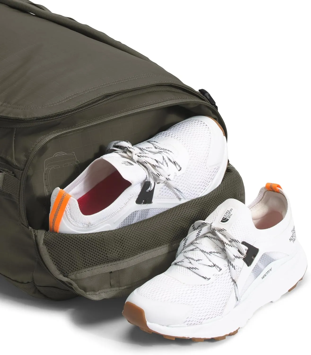THE NORTH FACE Base Camp Voyager Duffel—32L
